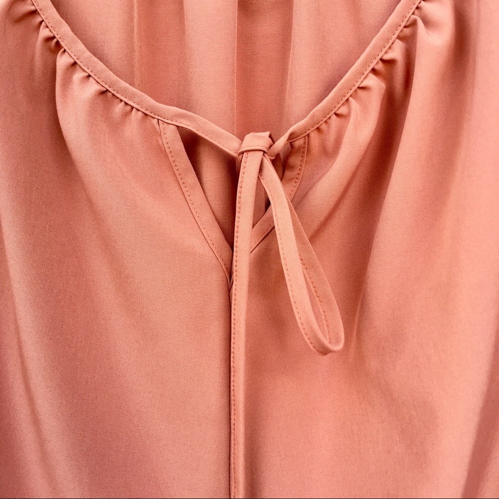 ✨ Denim & Co. Blouse ✨ - Picture 5 of 8